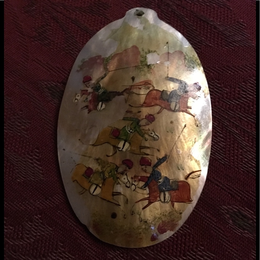 Vintage mother of pearl shell pendant